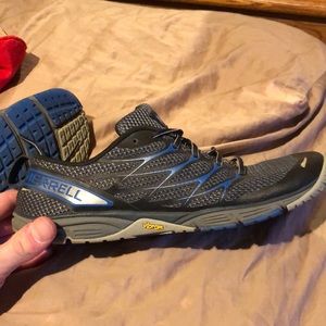 merrell hiking shoes